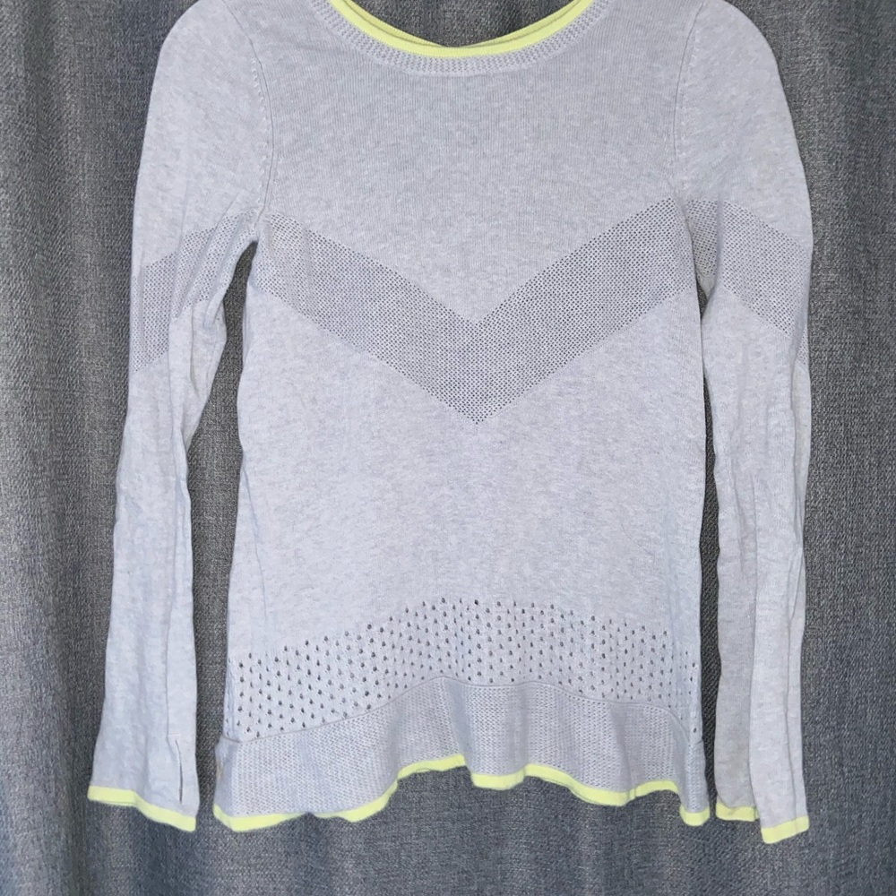 Ivivva sweater